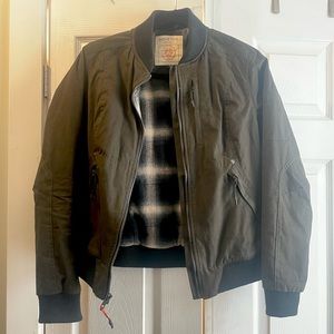 Dovetail Workwear Evaleen Trucker Jacket, green, small